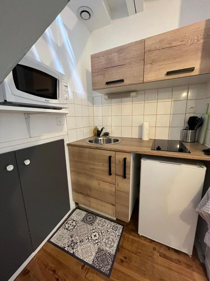 Logement Au Coeur De Дол Екстериор снимка