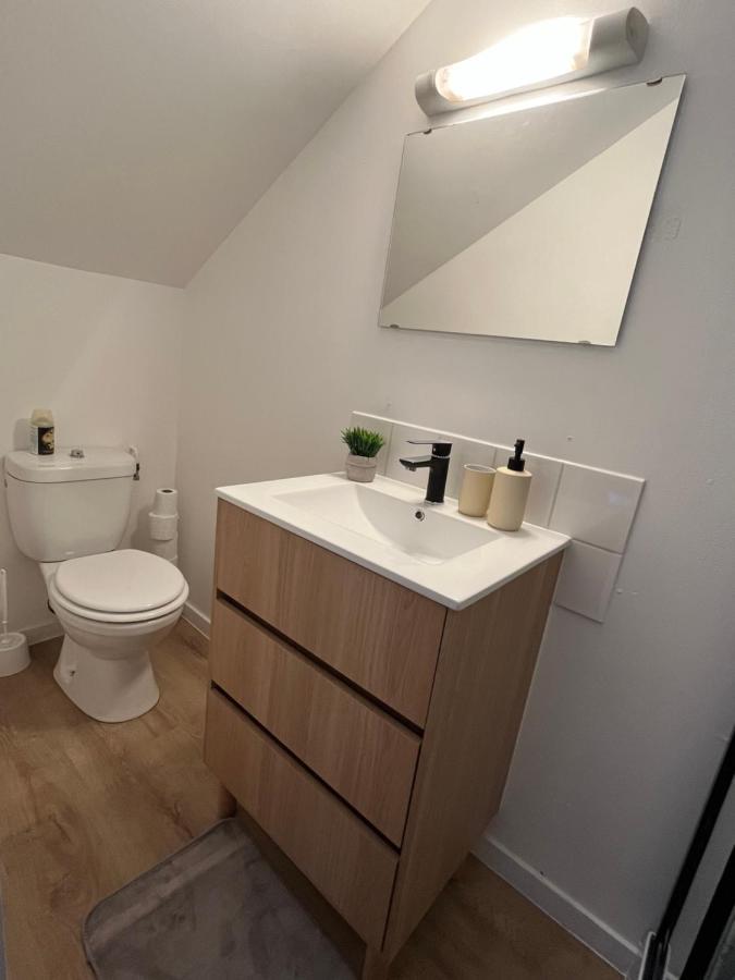 Logement Au Coeur De Дол Екстериор снимка